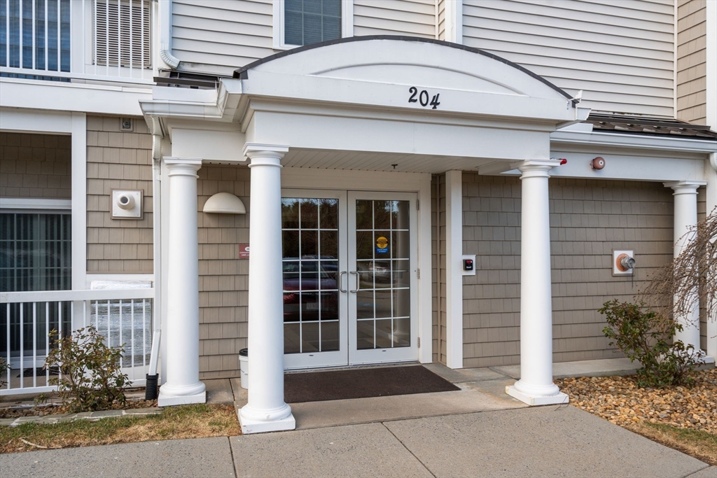 204 Clocktower Drive # 206