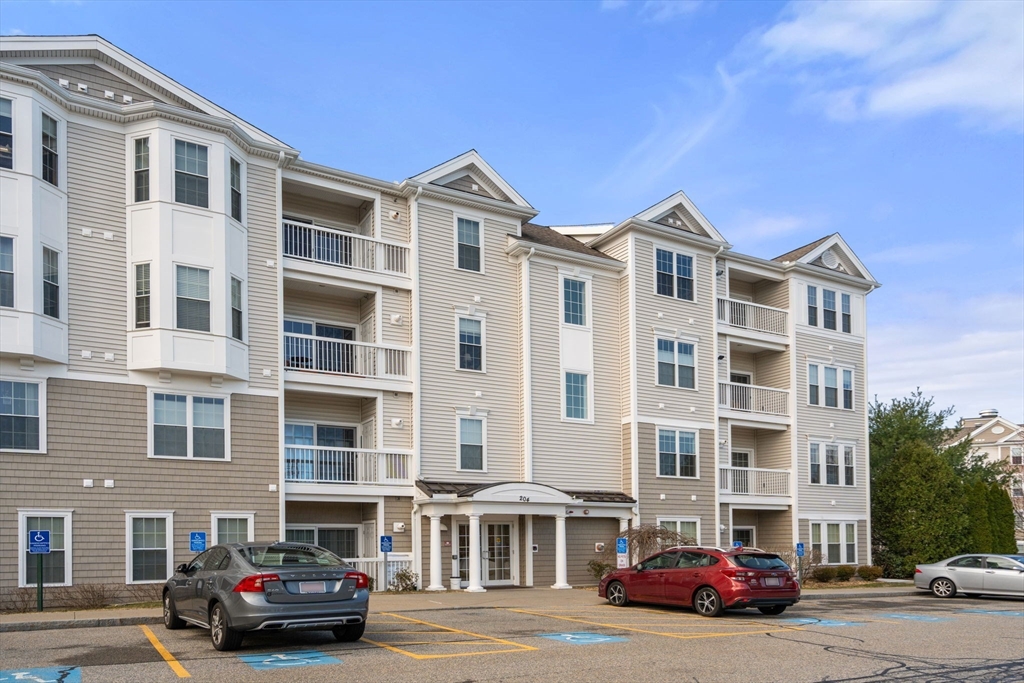 204 Clocktower Drive # 206