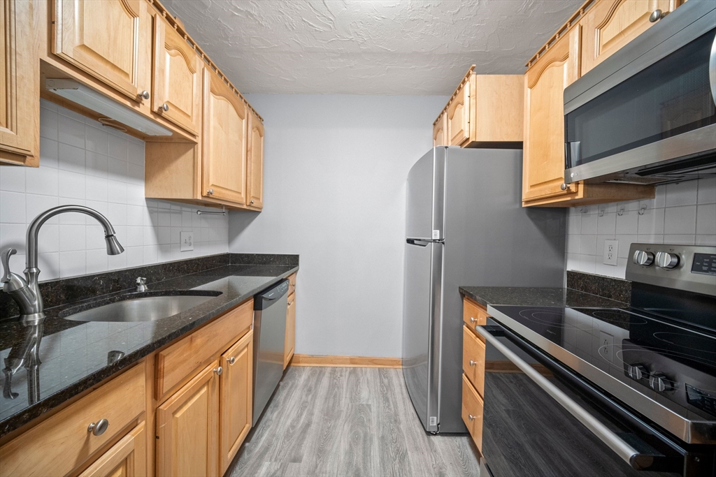 16 Winter St # 13C