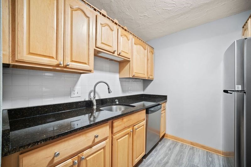 16 Winter St # 13C