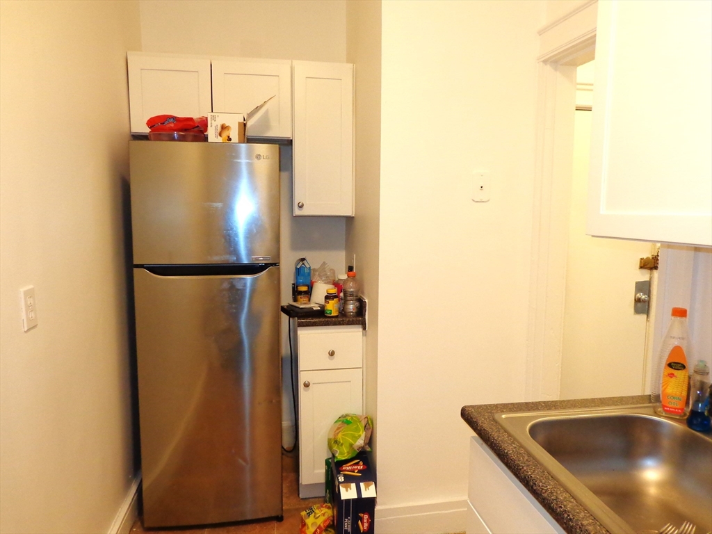 1677 Commonwealth Ave # 9