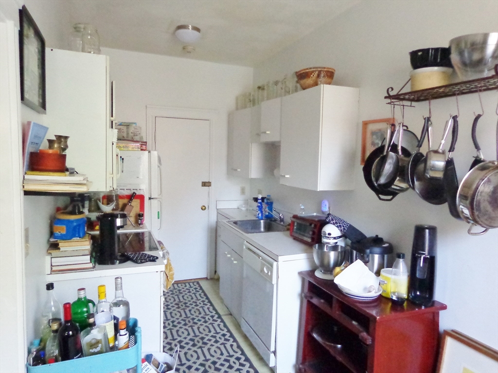 4 Ransom Rd # 3