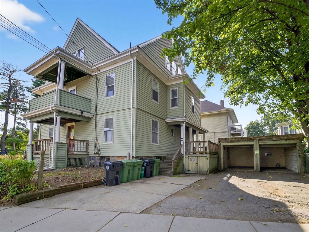 194 N Beacon