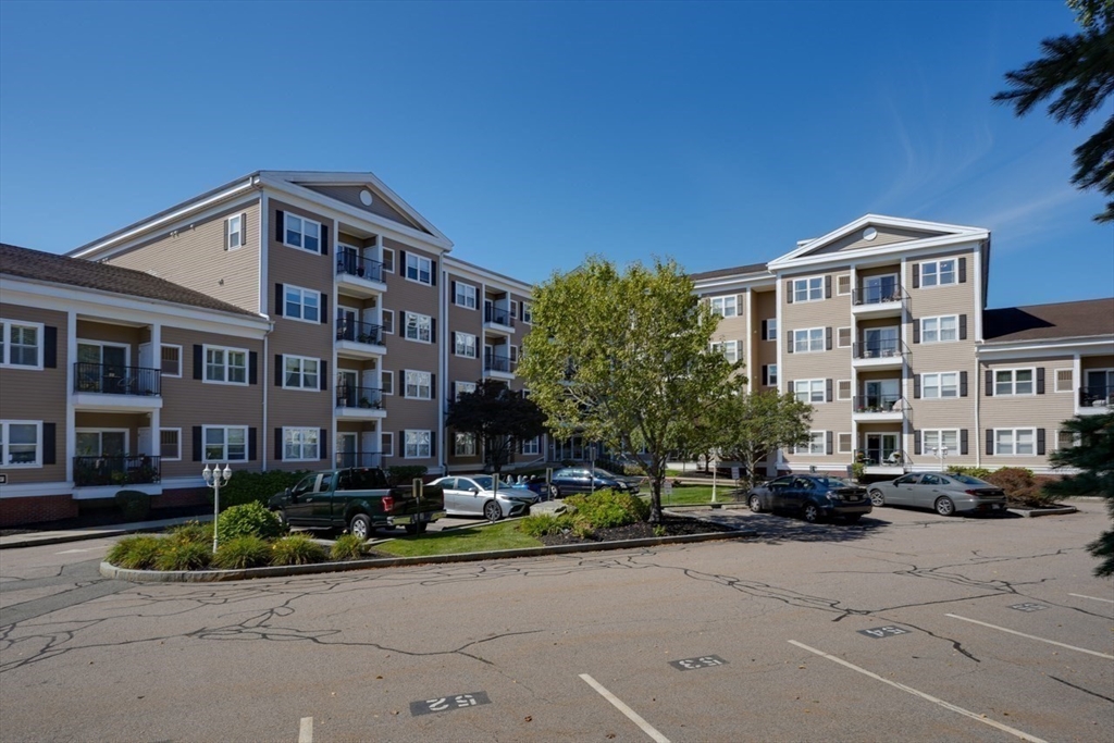 989 East # 403