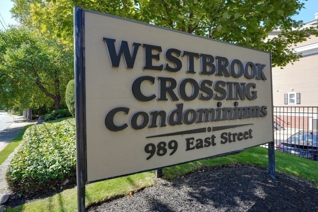 989 East # 403