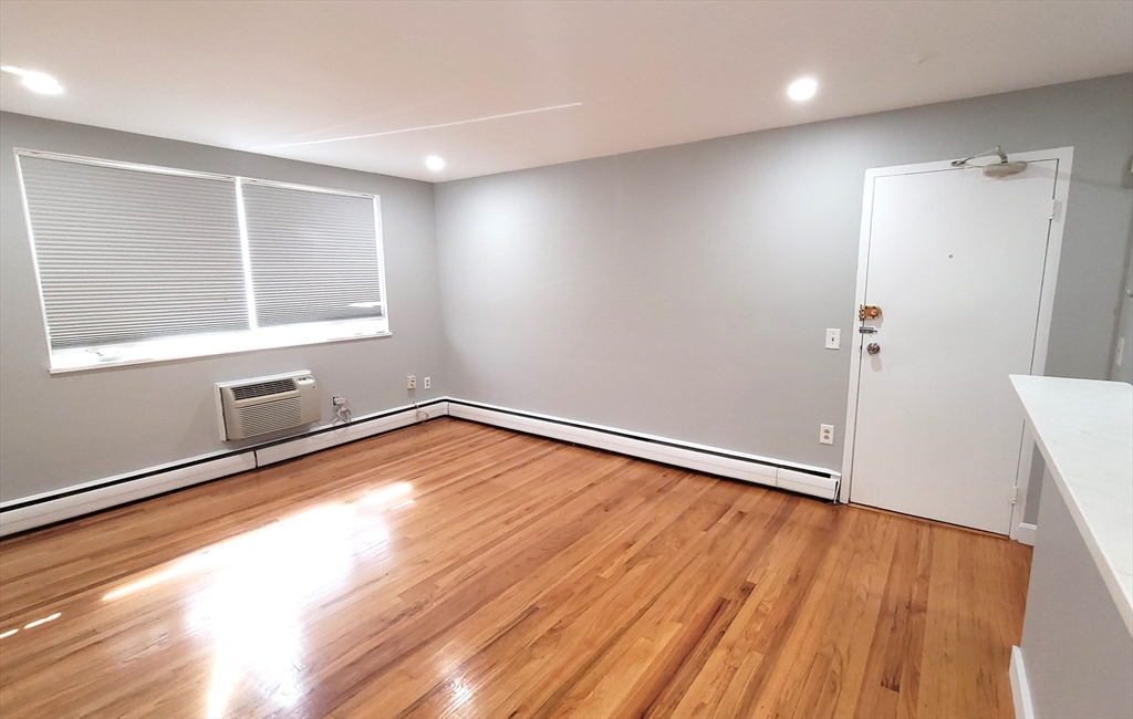 133 Warren Street # 5