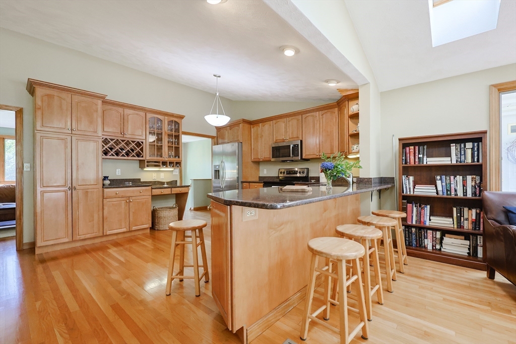 23 Teller Dr