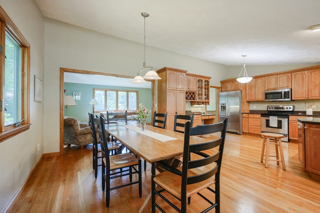 23 Teller Dr