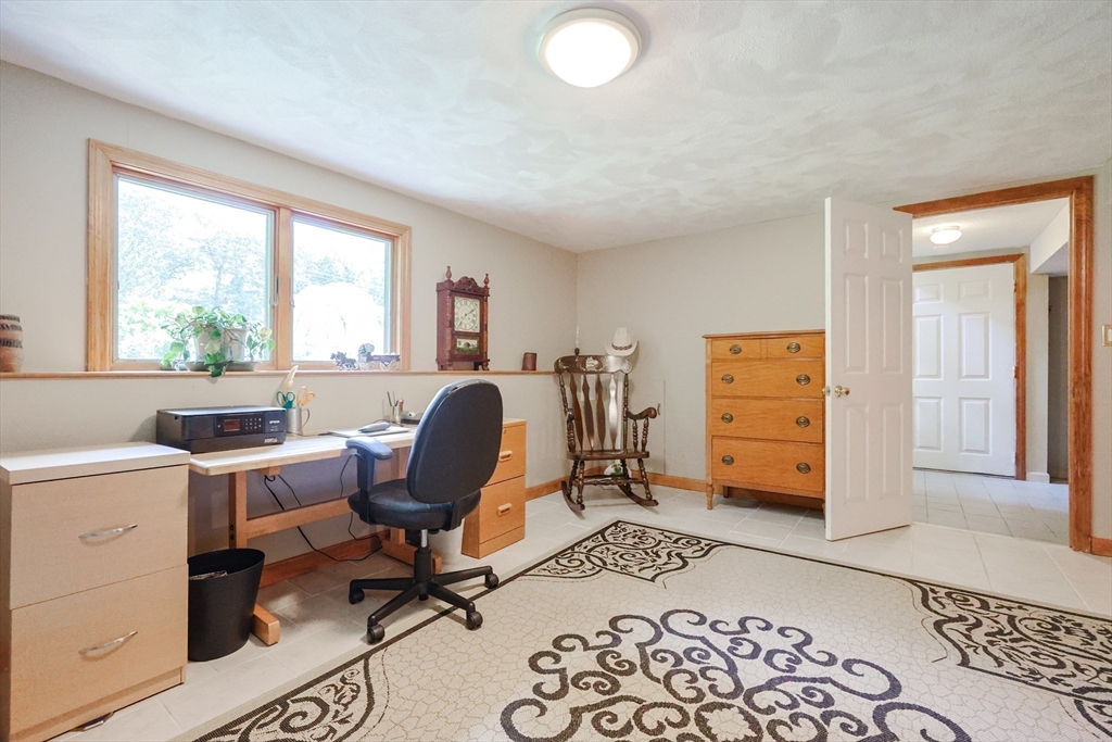 23 Teller Dr