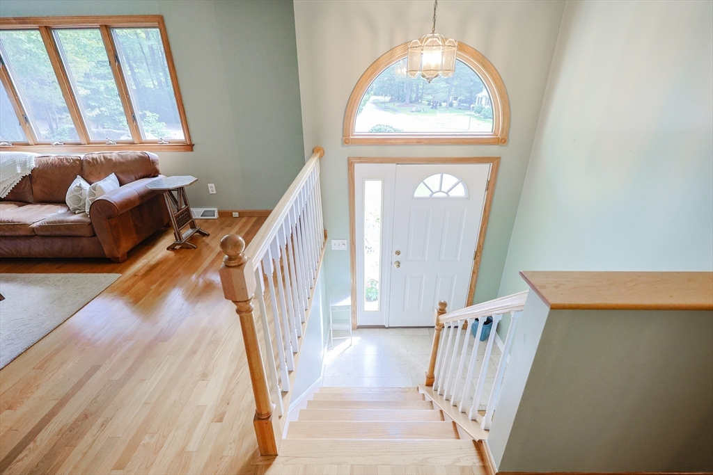 23 Teller Dr