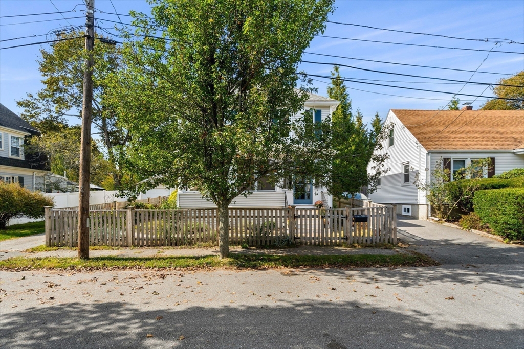 8 Arlington Ave