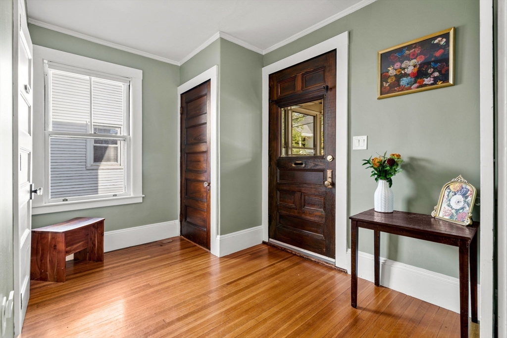 8 Arlington Ave