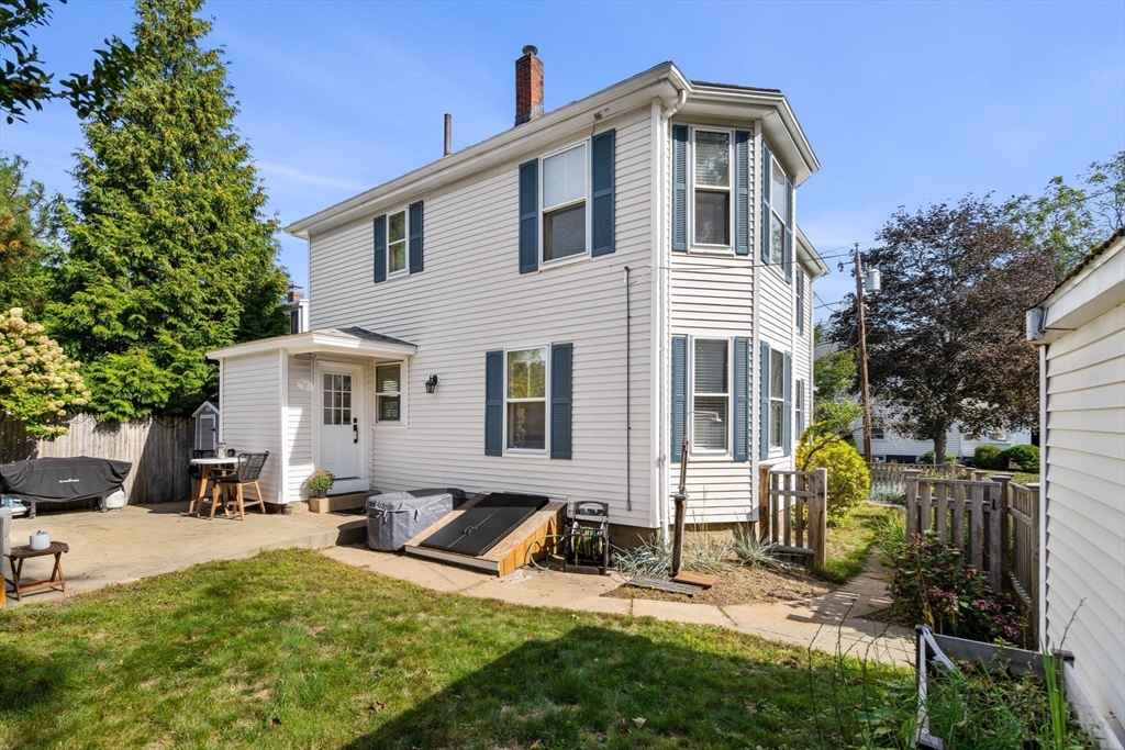 8 Arlington Ave