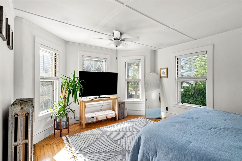 8 Arlington Ave