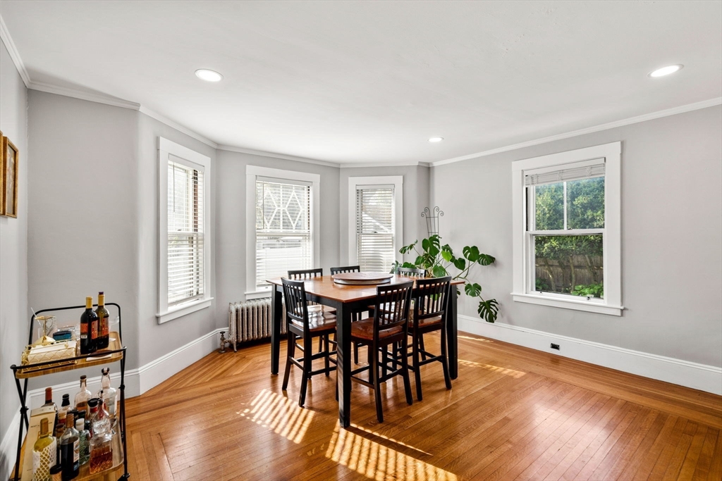 8 Arlington Ave