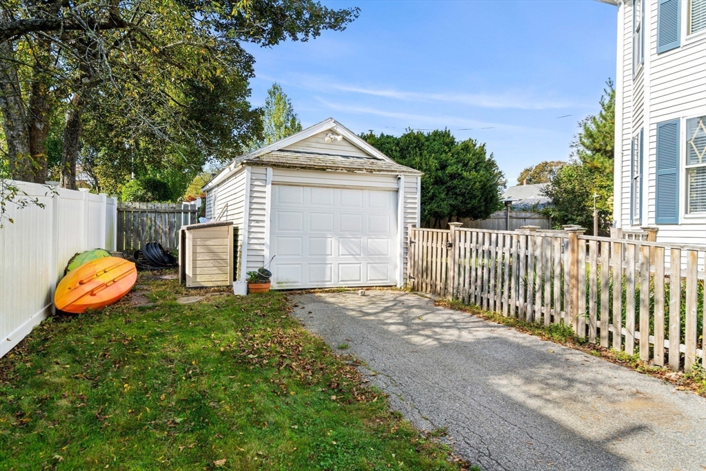 8 Arlington Ave