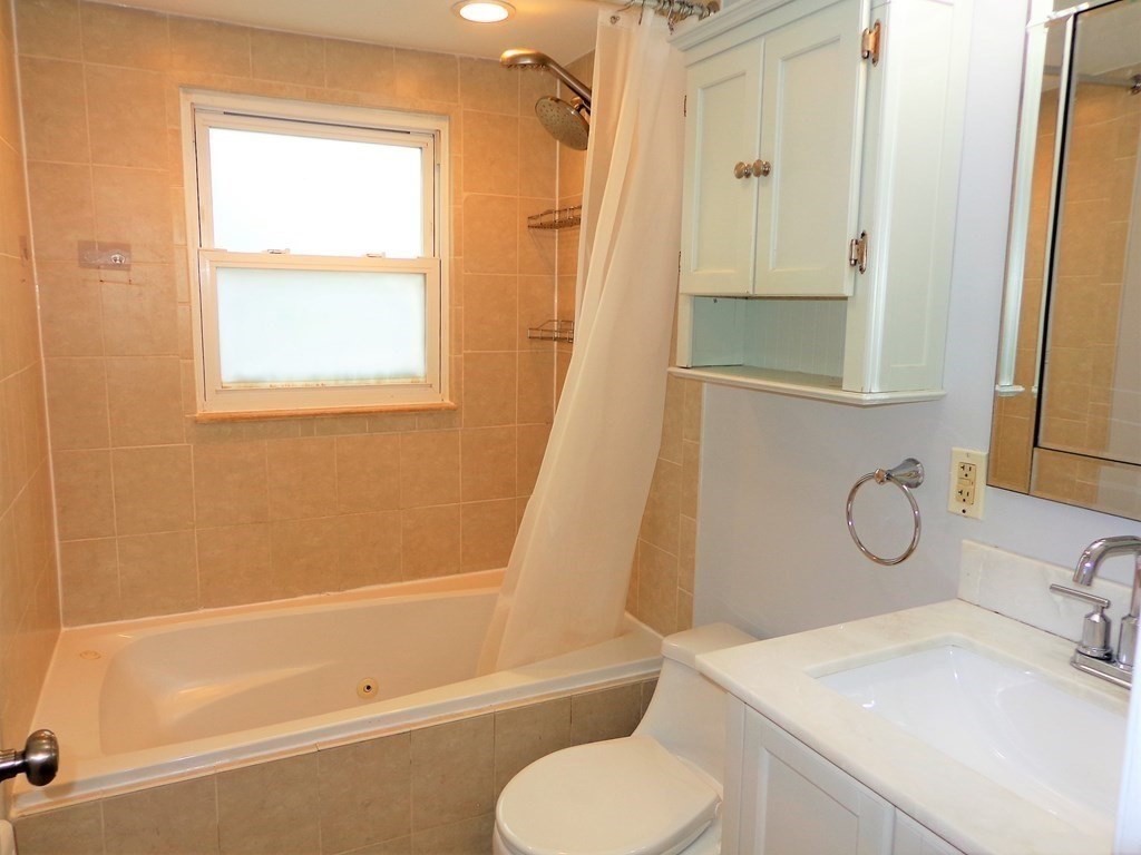 35 Bromfield Street # 35