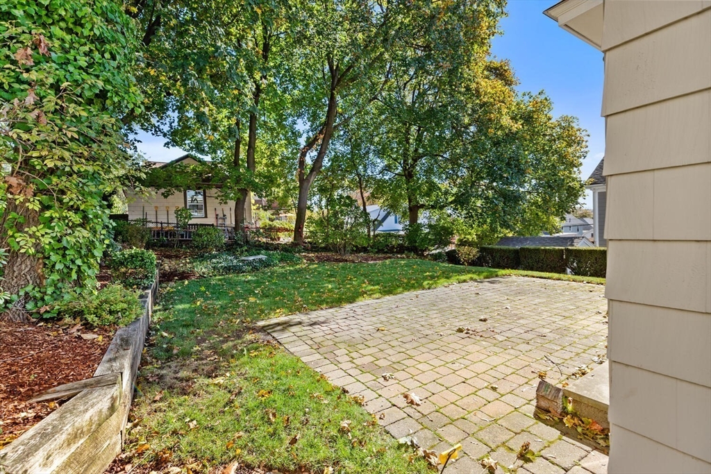 68 Lovell Rd