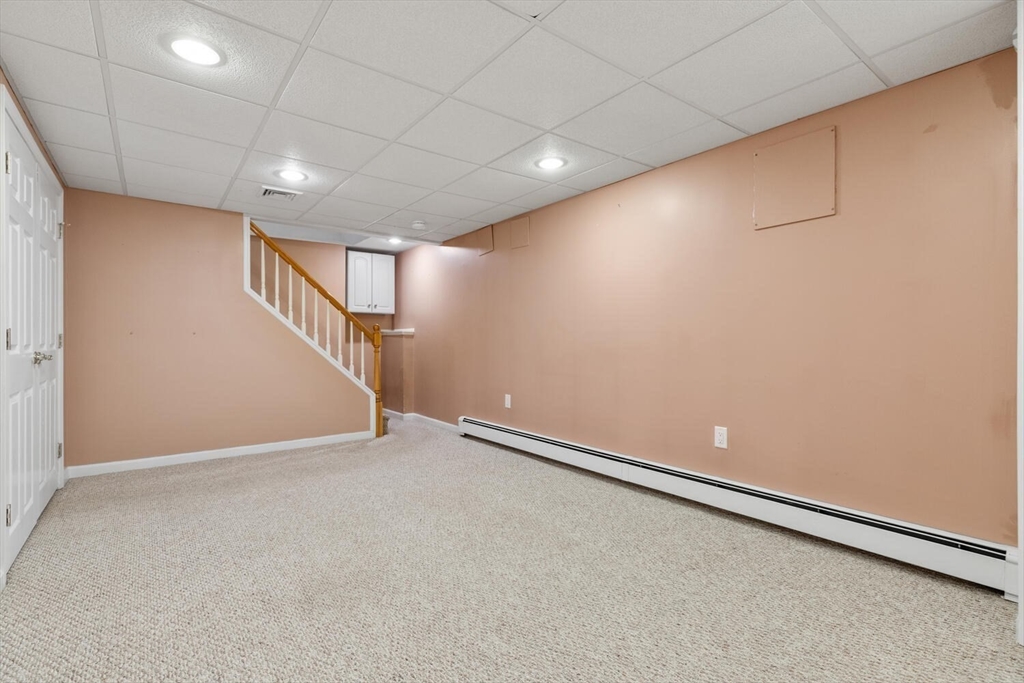 68 Lovell Rd