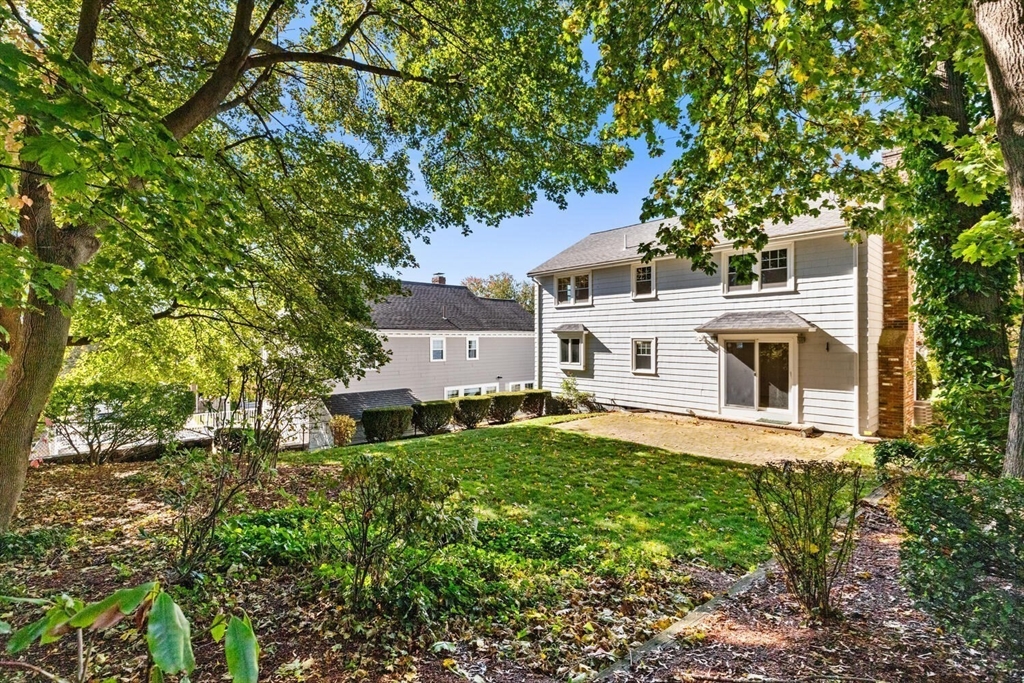 68 Lovell Rd