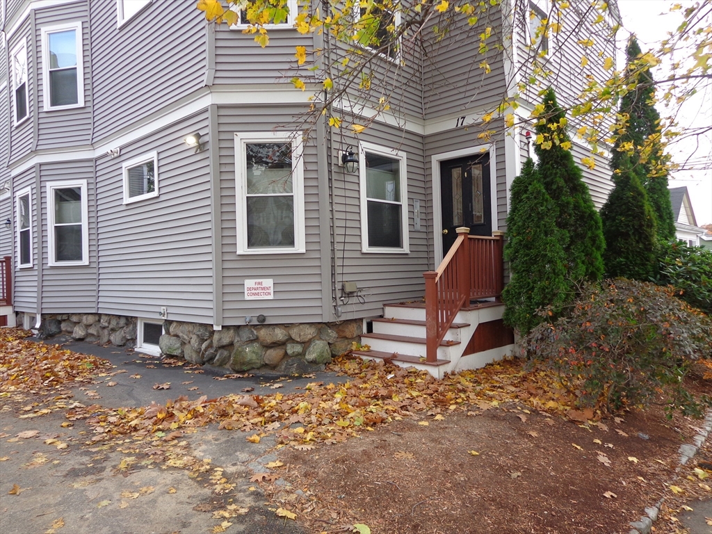17 Robbins St. # 1 Unit: 1-1