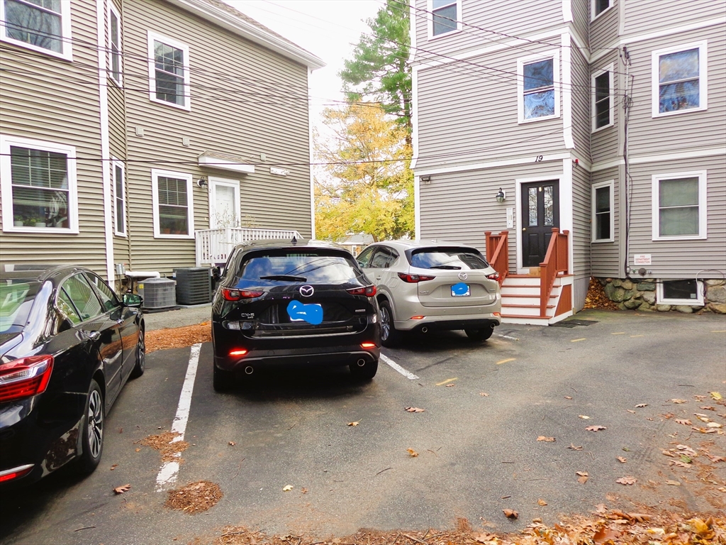 17 Robbins St. # 1 Unit: 1-1