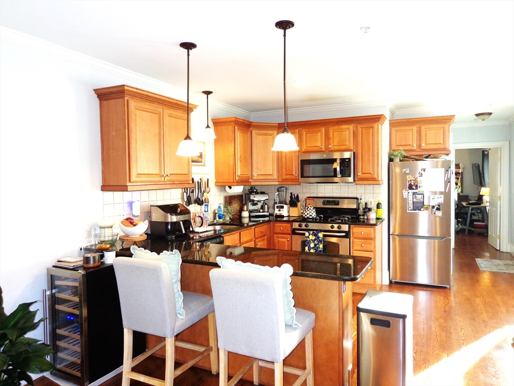 17 Robbins St. # 1 Unit: 1-1