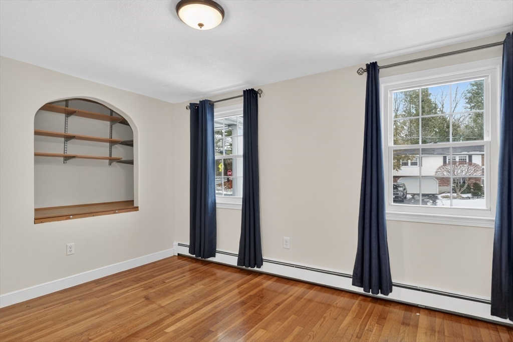 1 Vaillencourt Drive