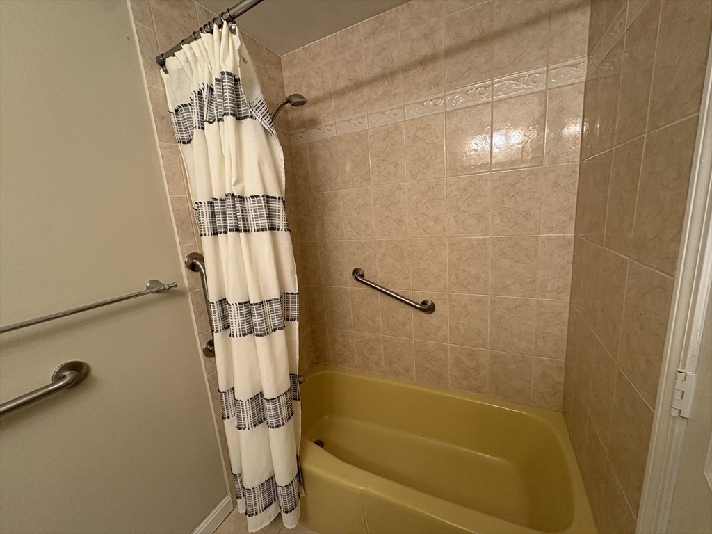 48 Bigelow Avenue # 24