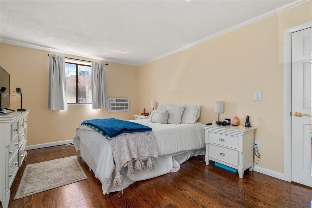 295 Main Street # 16