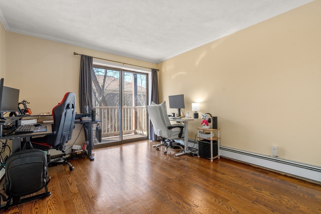 295 Main Street # 16