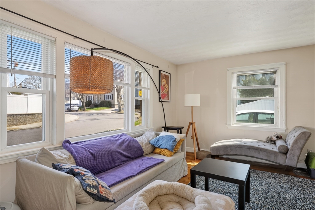 33-35 Rose Avenue
