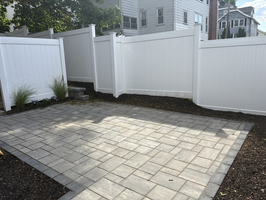 33 Hall Ave # 33