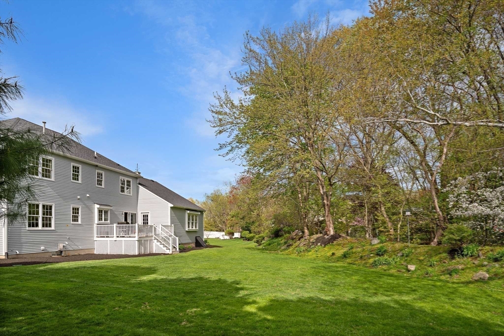 11 Rose Farm Ln
