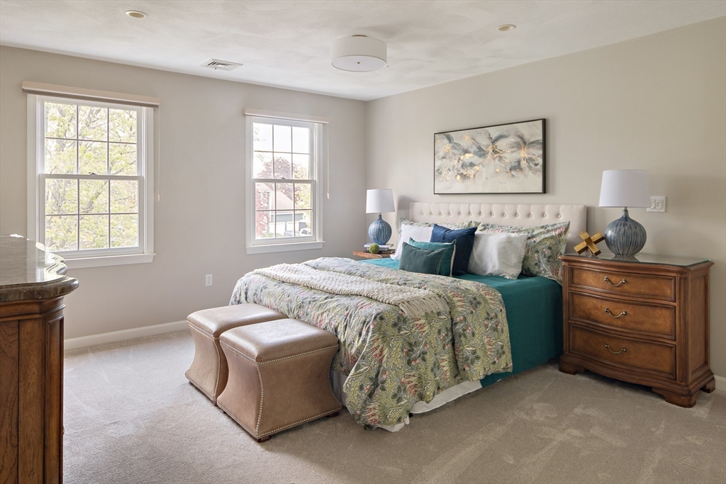 11 Rose Farm Ln