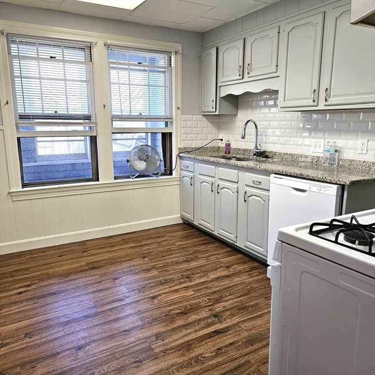 248 N.Beacon St # 1