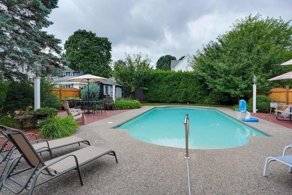 166 Waverly Avenue
