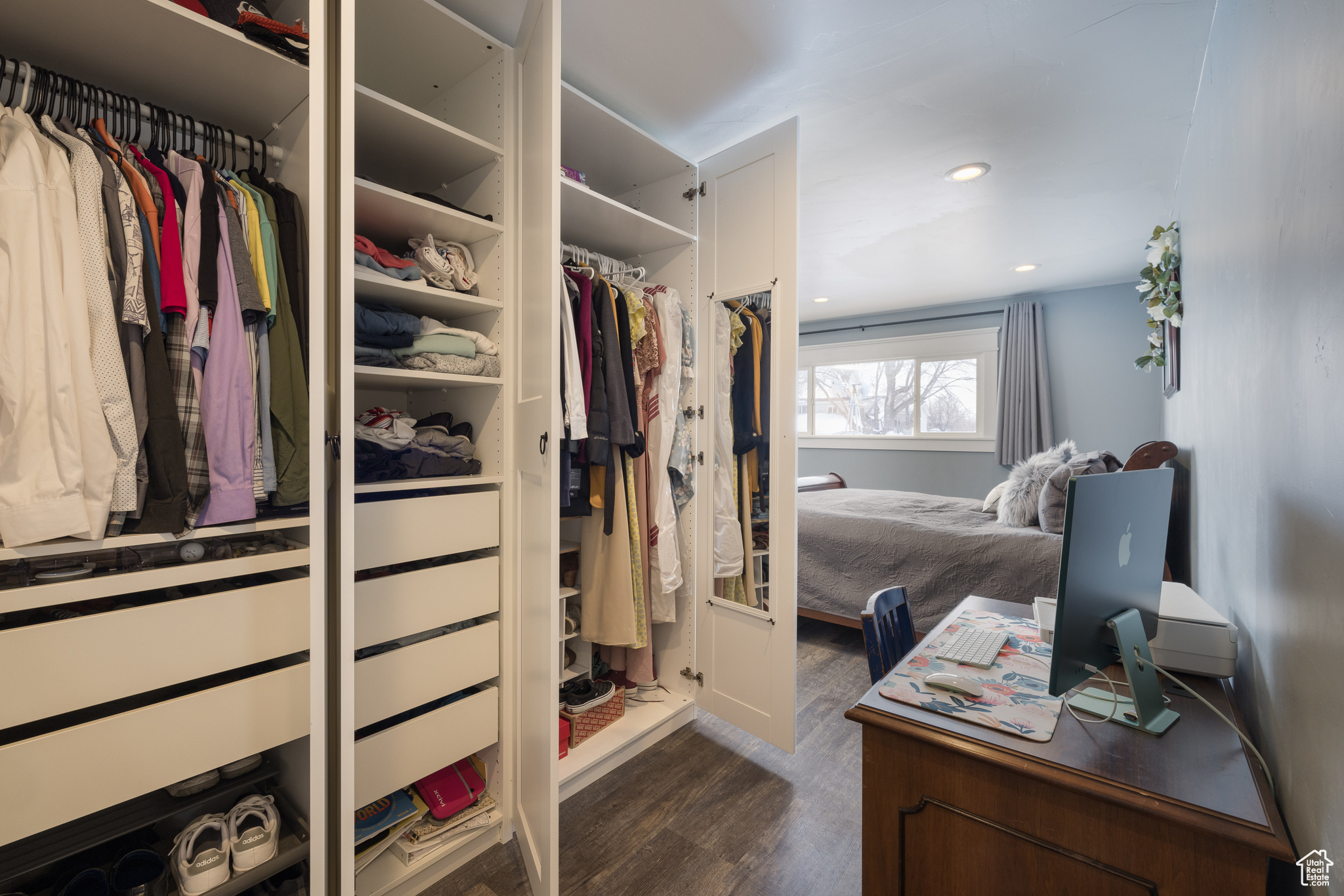280 W CENTER ST