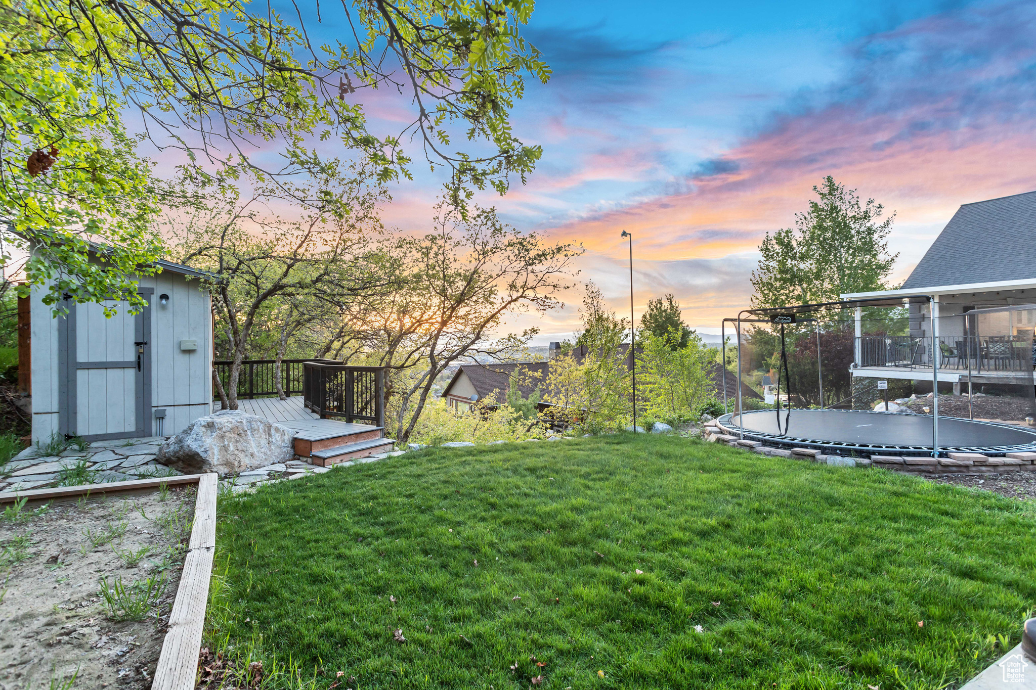 1013 N TERRACE DR