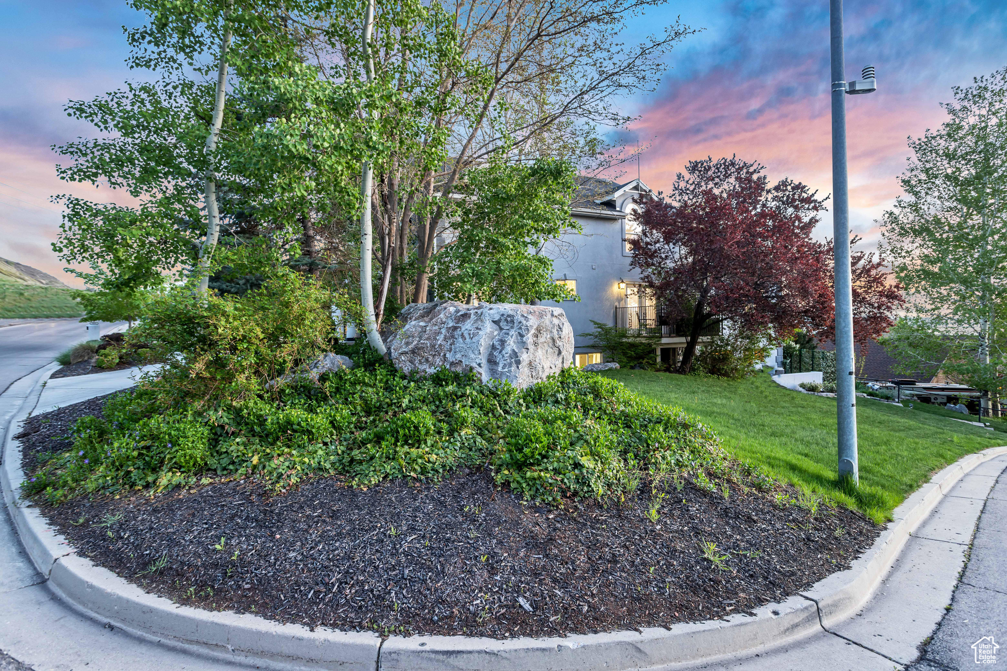 1013 N TERRACE DR