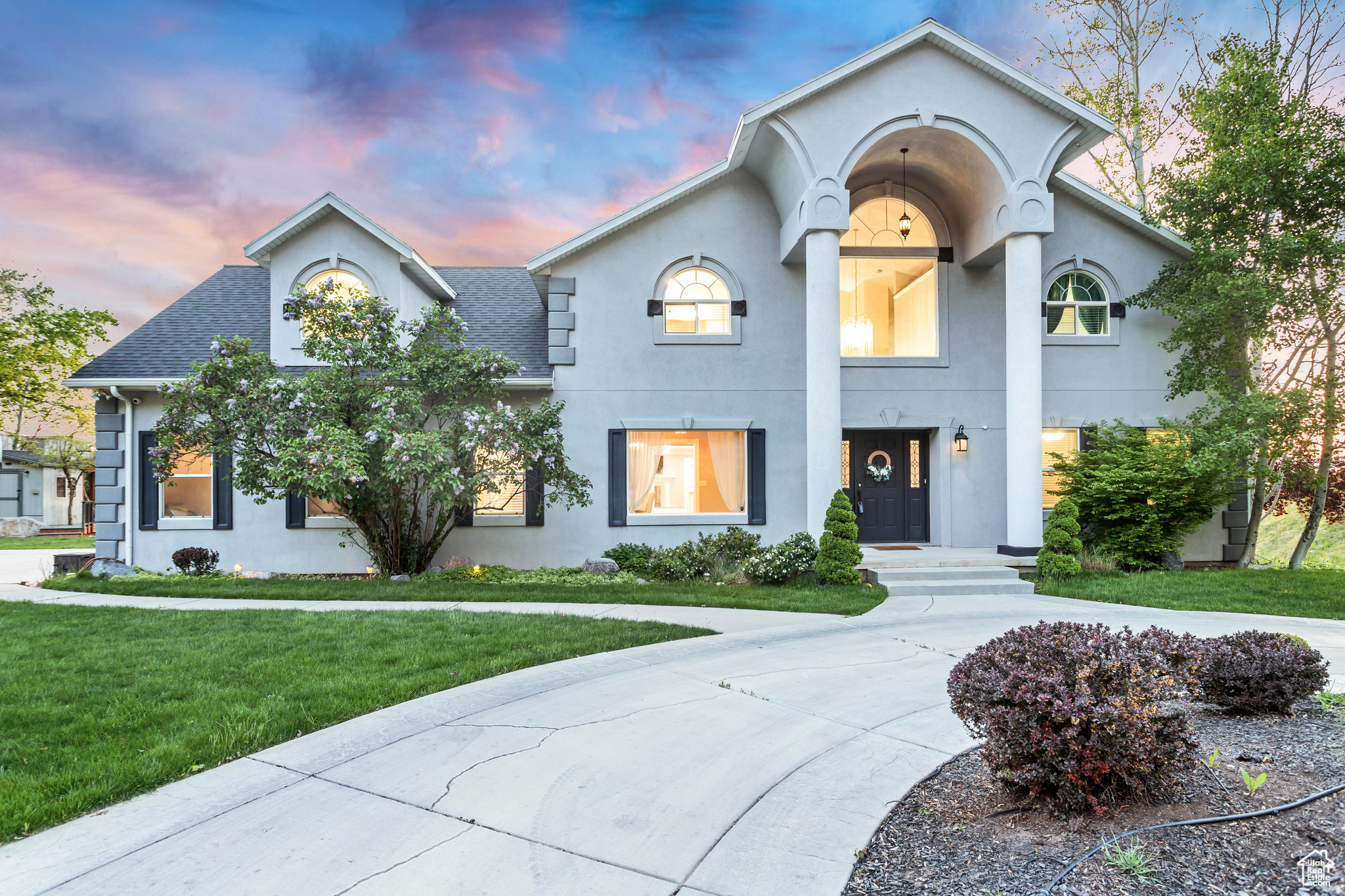 1013 N TERRACE DR