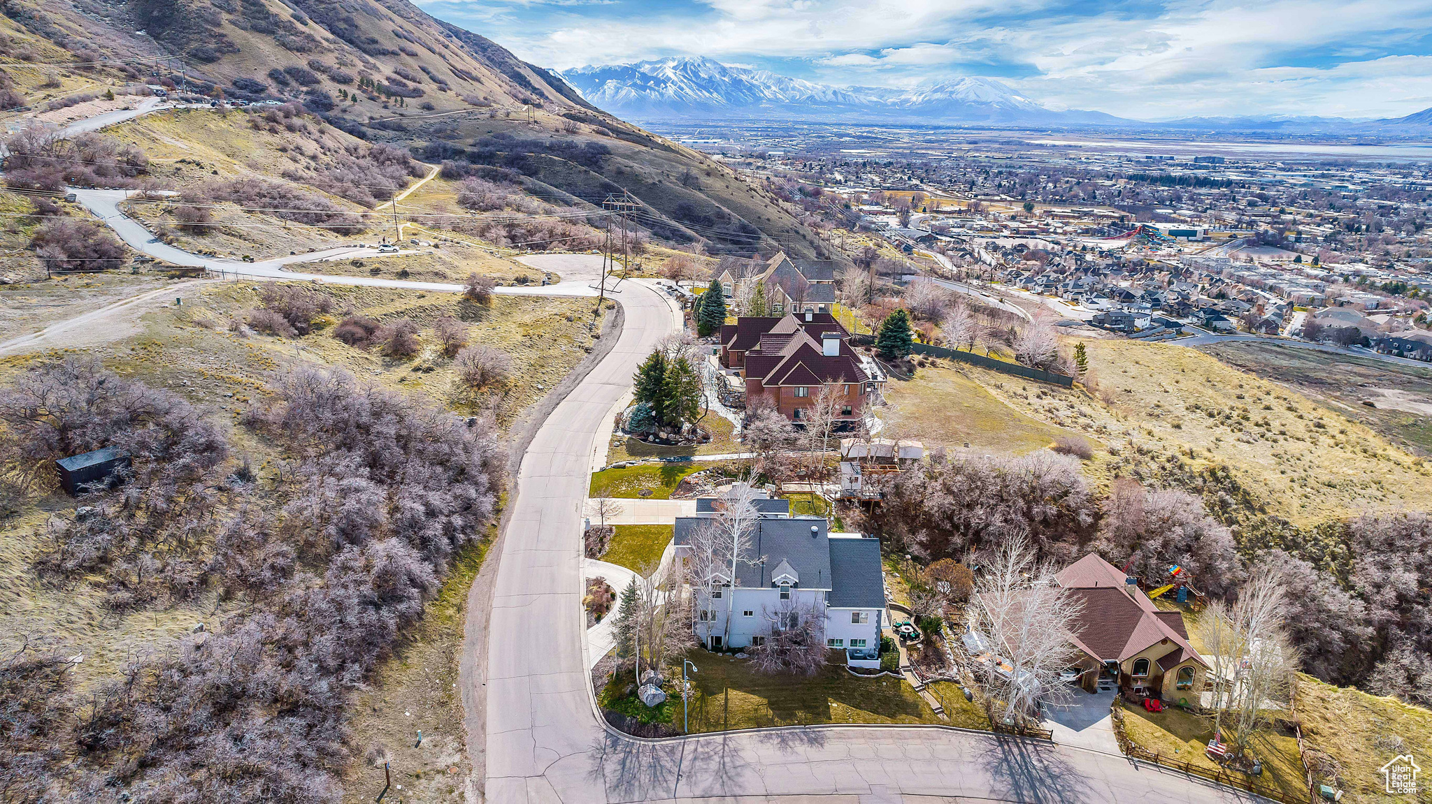 1013 N TERRACE DR