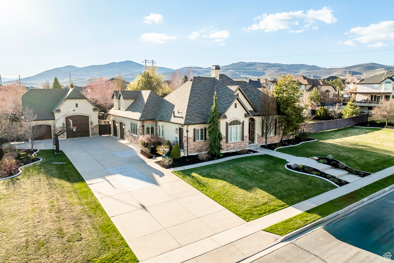 11947 N WESTFIELD COVE DR