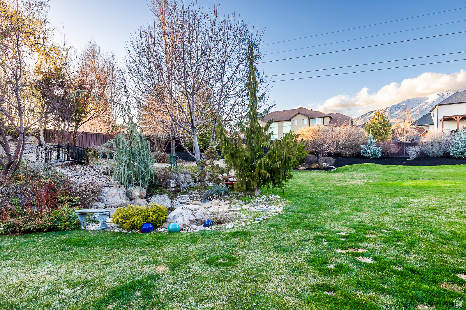 11947 N WESTFIELD COVE DR