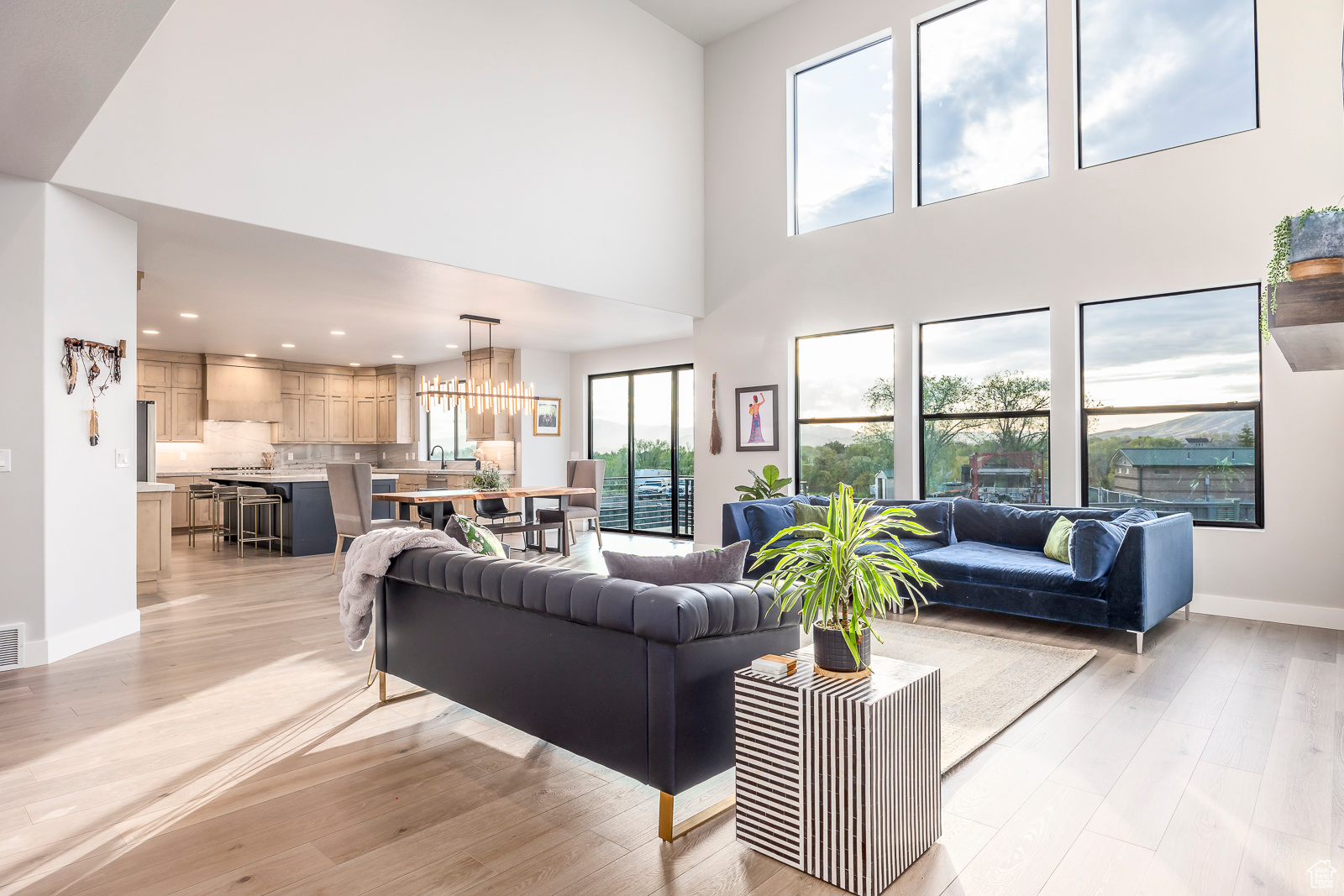 5112 W SEQUOIA CIR