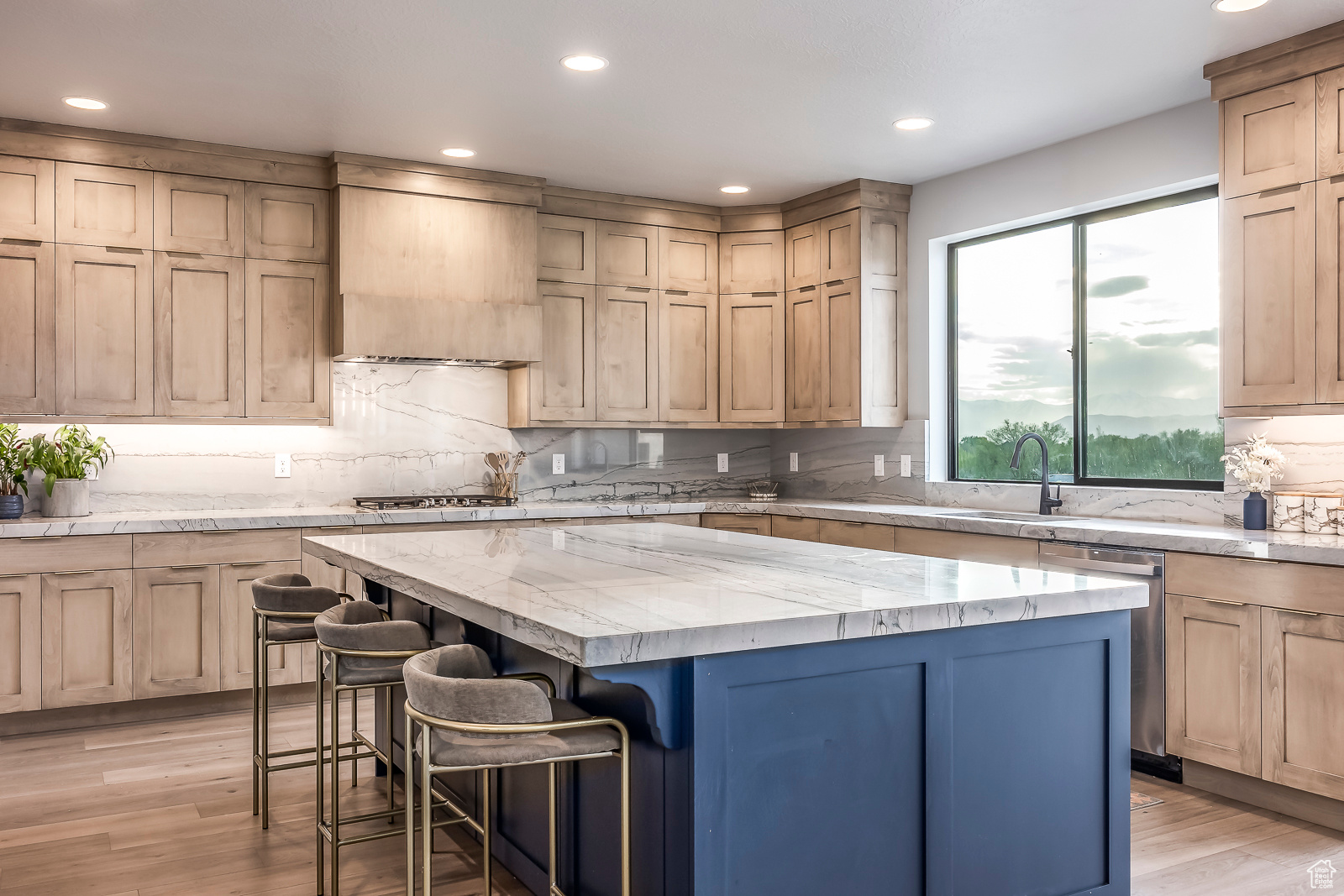 5112 W SEQUOIA CIR
