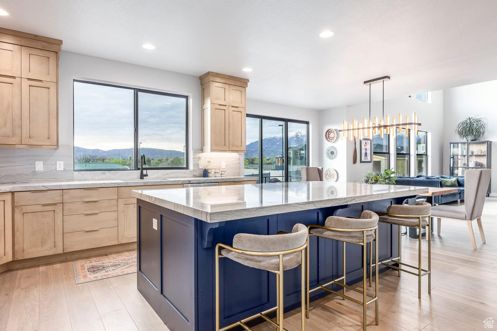 5112 W SEQUOIA CIR