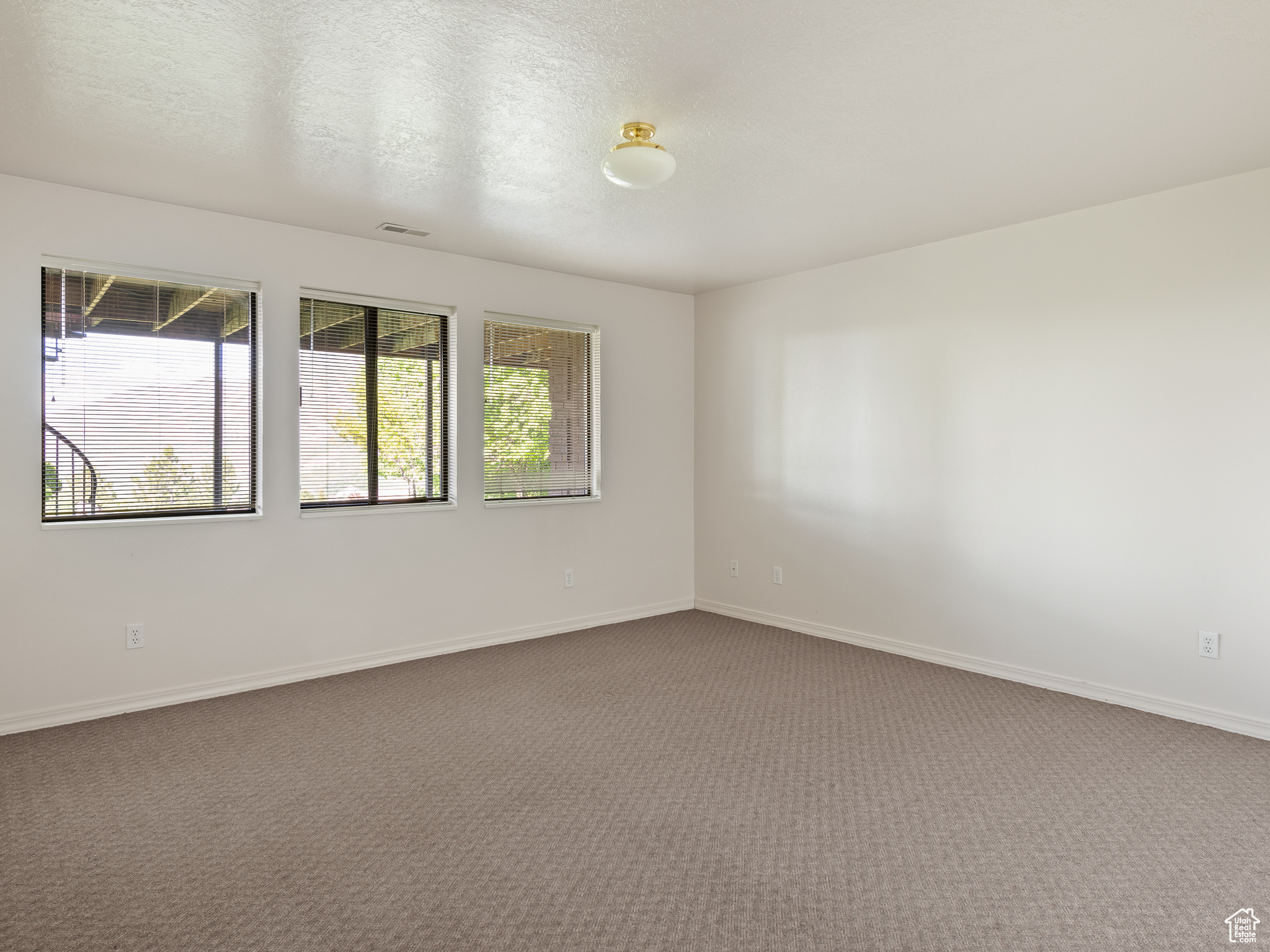 530 S OAK