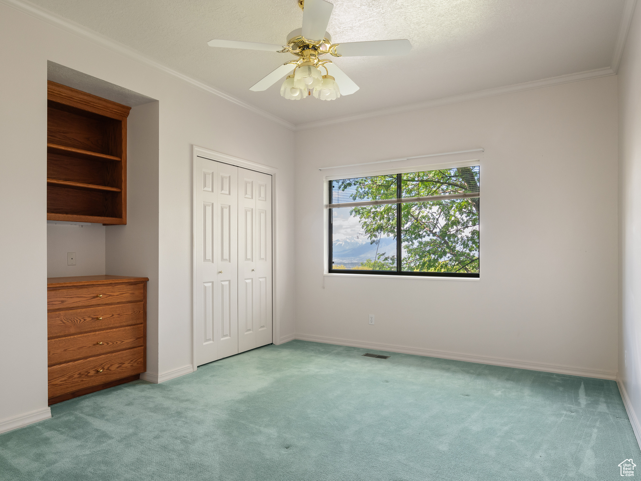530 S OAK