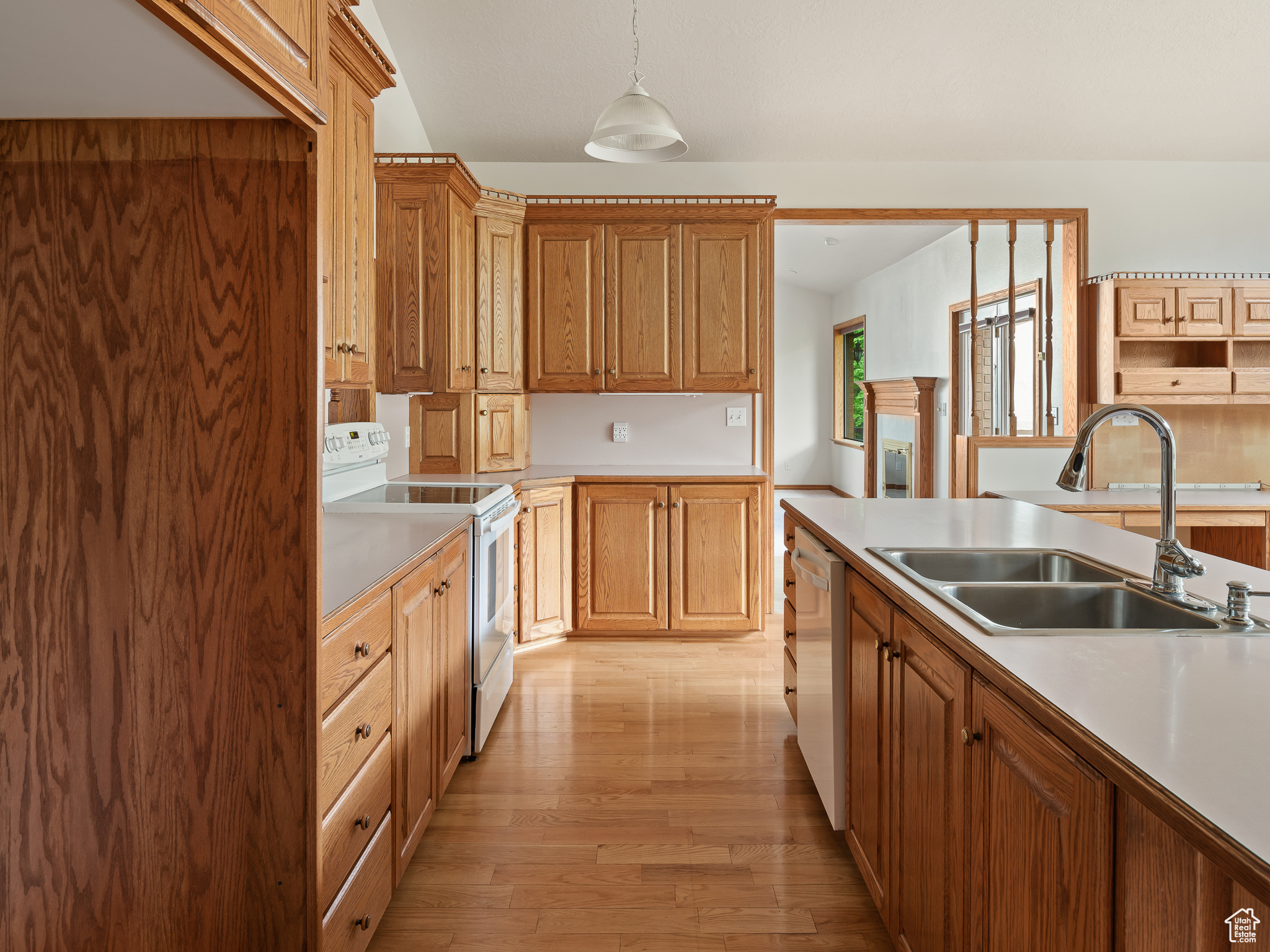 530 S OAK